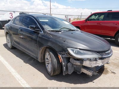 1C3CCCAB6FN****** 2015 Chrysler 200