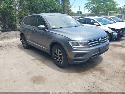 3VV2B7AX1LM****** 2020 Volkswagen Tiguan