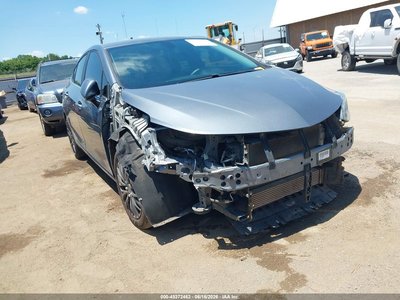 1G1BE5SM3K7****** 2019 Chevrolet Cruze