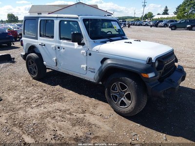 1C4HJXDG6JW****** 2018 Jeep Wrangler