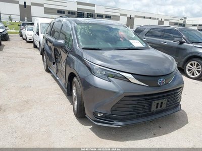 5TDYRKEC3SS****** 2025 Toyota Sienna