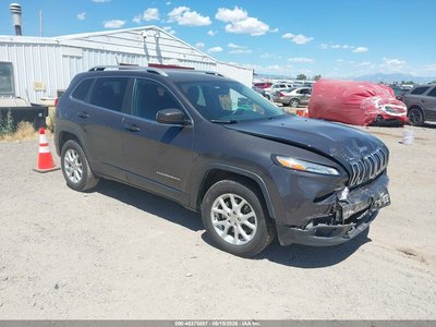 1C4PJMCS8FW****** 2015 Jeep Cherokee