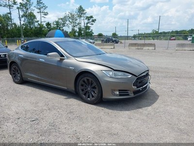 5YJSA1E25GF****** 2016 Tesla Model S
