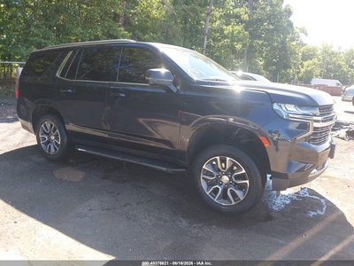 1GNSKNKD1NR****** 2022 Chevrolet Tahoe