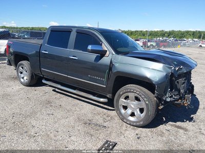 3GCUKSEC1JG****** 2018 Chevrolet Silverado 1500