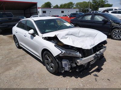 5XXG14J2XNG****** 2022 Kia K5