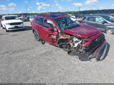 2T3J1RFV3KW****** 2019 Toyota RAV4