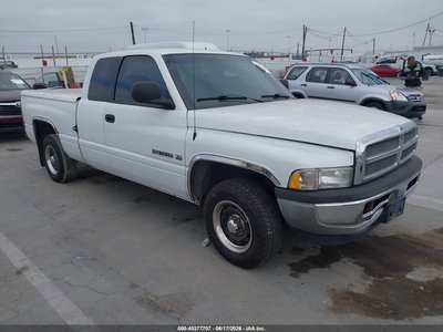 3B7HC13Y21G****** 2001 Dodge Ram 1500