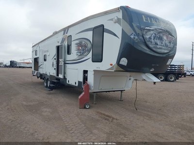 5SFRG4123EE****** 2014 Heartland RV Elkridge 35' 5th Wheel