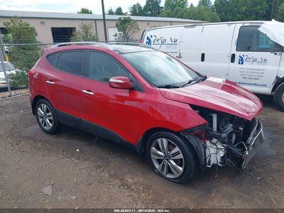 KM8JU3AG8EU****** 2014 Hyundai Tucson