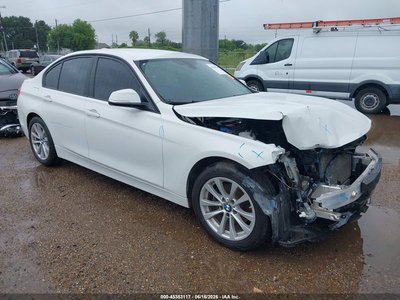 WBA8A9C54JA****** 2018 BMW 3 Series