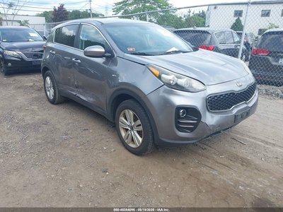 KNDPMCAC3J7****** 2018 Kia Sportage