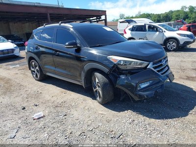 KM8J3CA20HU****** 2017 Hyundai Tucson
