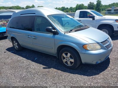 2005 Dodge Grand Caravan