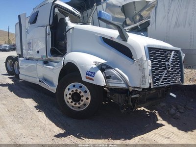 4V4NC9EH2PN****** 2023 Volvo VNL