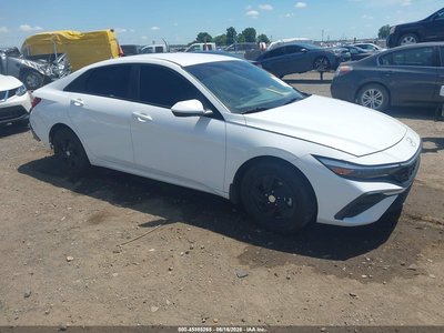 2024 Hyundai Elantra