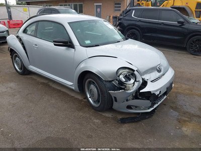 3VWJX7AT2CM****** 2012 Volkswagen Beetle