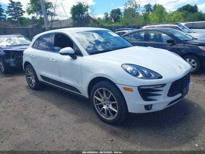 WP1AA2A59HL****** 2017 Porsche Macan