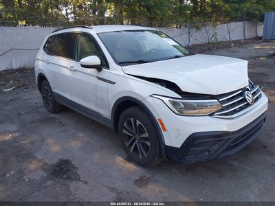 3VV1B7AX2NM****** 2022 Volkswagen Tiguan