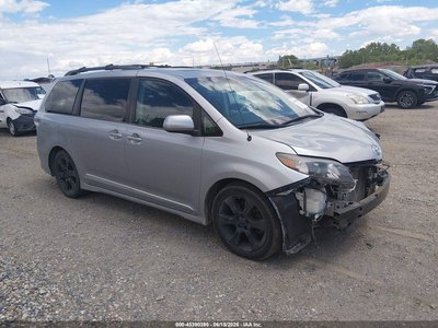 2012 Toyota Sienna