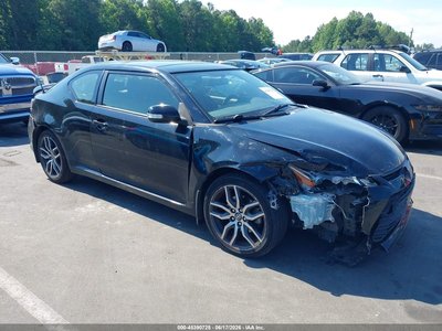 JTKJF5C77GJ****** 2016 Scion TC