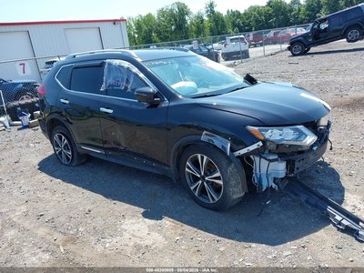 5N1AT2MV5JC****** 2018 Nissan Rogue