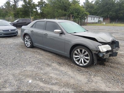 2019 Chrysler 300