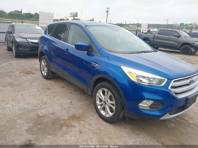 1FMCU9GD2KU****** 2019 Ford Escape