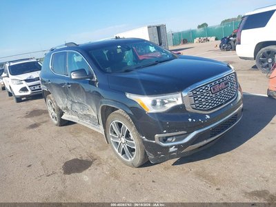 1GKKNXLS5JZ****** 2018 GMC Acadia
