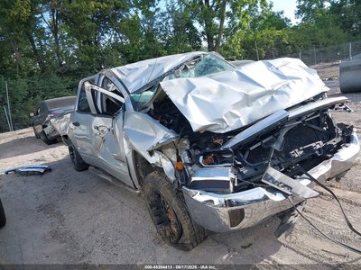 1GCVKREHXGZ****** 2016 Chevrolet Silverado 1500