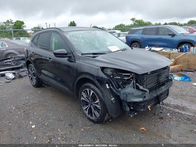 1FMCU9H98NU****** 2022 Ford Escape