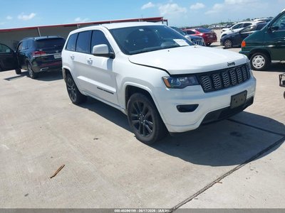 1C4RJEAG9JC****** 2018 Jeep Grand Cherokee