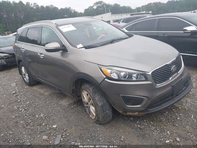 5XYPG4A32HG****** 2017 Kia Sorento