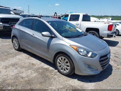 KMHD35LH4GU****** 2016 Hyundai Elantra