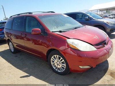 5TDYK4CC7AS****** 2010 Toyota Sienna