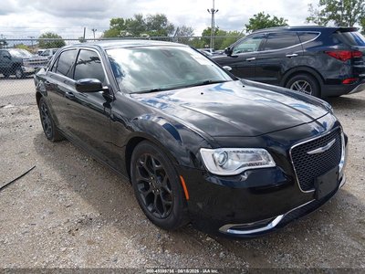 2018 Chrysler 300