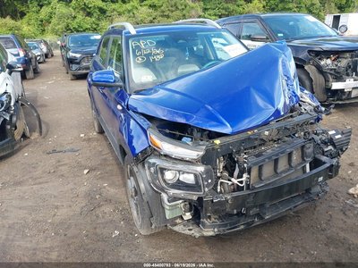 KMHRC8A31PU****** 2023 Hyundai Venue