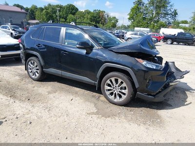 2T3A1RFV3MC****** 2021 Toyota RAV4