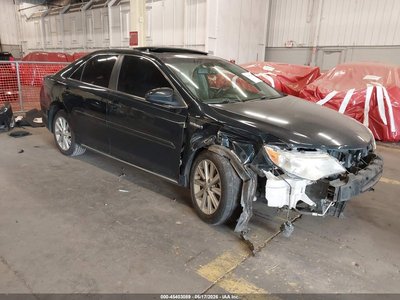 2014 Toyota Camry Hybrid