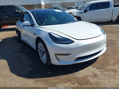 5YJ3E1EB4NF****** 2022 Tesla Model 3
