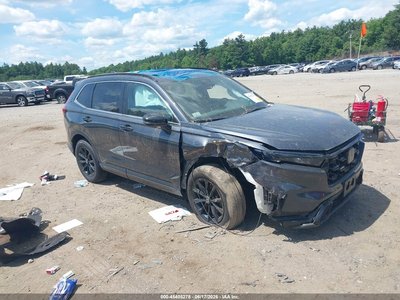 2HKRS6H82RH****** 2024 Honda CR-V Hybrid
