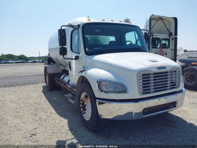 4UZAEDE33HC****** 2017 Freightliner S2g