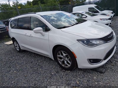 2C4RC1BG3HR****** 2017 Chrysler Pacifica