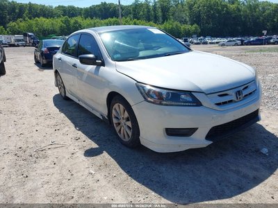 1HGCR2F55EA****** 2014 Honda Accord