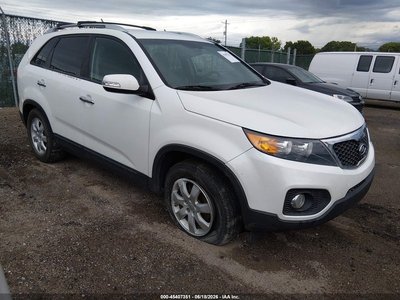 5XYKT3A60CG****** 2012 Kia Sorento