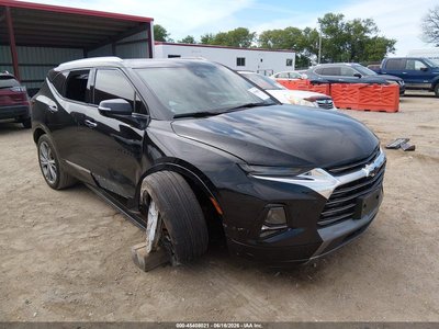 3GNKBFRS9KS****** 2019 Chevrolet Blazer