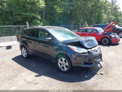 1FMCU0G7XFU****** 2015 Ford Escape
