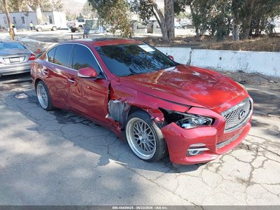 2015 Infiniti Q50