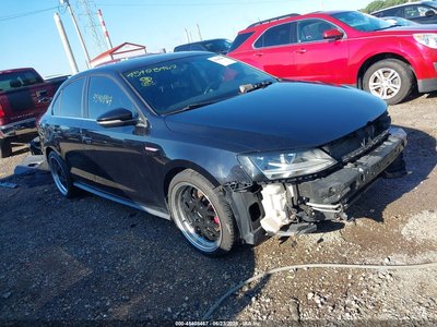 3VW4T7AJ0HM****** 2017 Volkswagen Jetta
