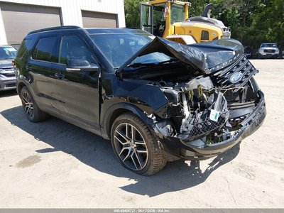 1FM5K8GT3HG****** 2017 Ford Explorer